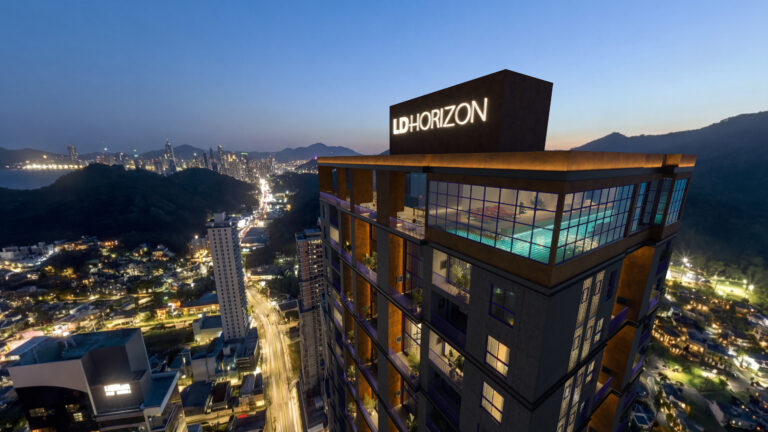 Rooftop Urban Design Living
